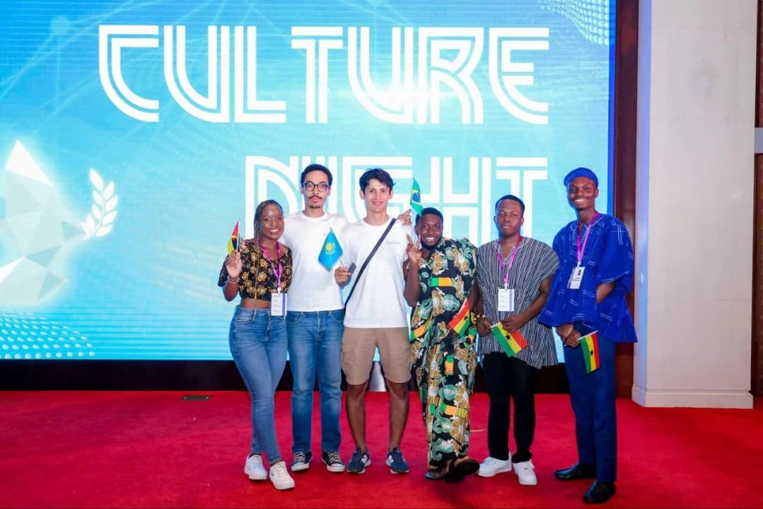 YICGG 2025: delegates together at Culture Night
